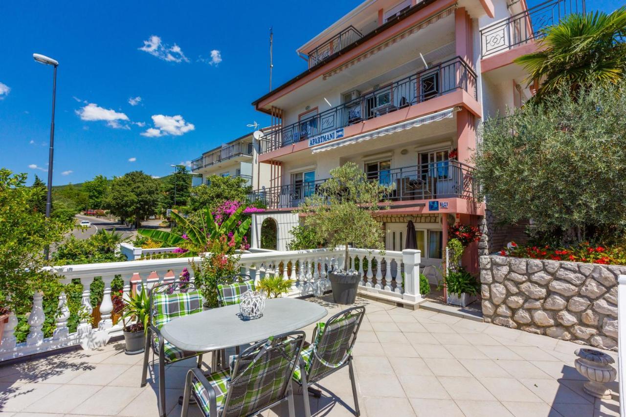Apartments With A Parking Space Crikvenica - 5478 Exterior photo