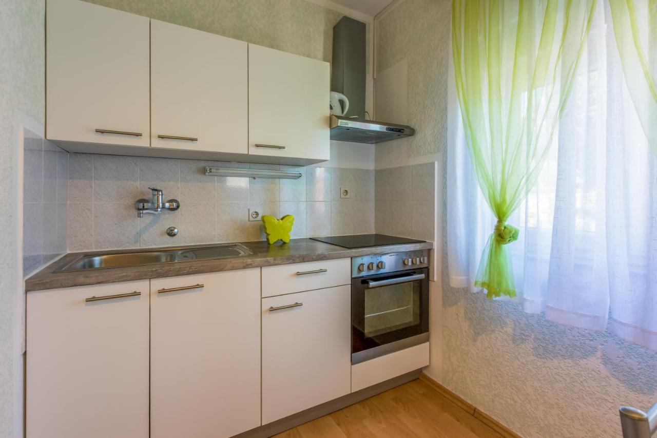 Apartments With A Parking Space Crikvenica - 5478 Exterior photo